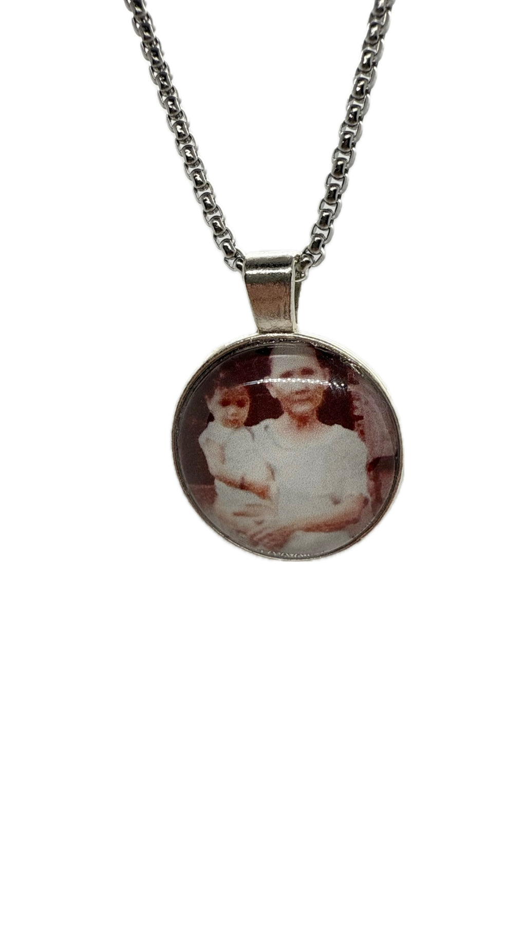 Circle Pendant Necklace