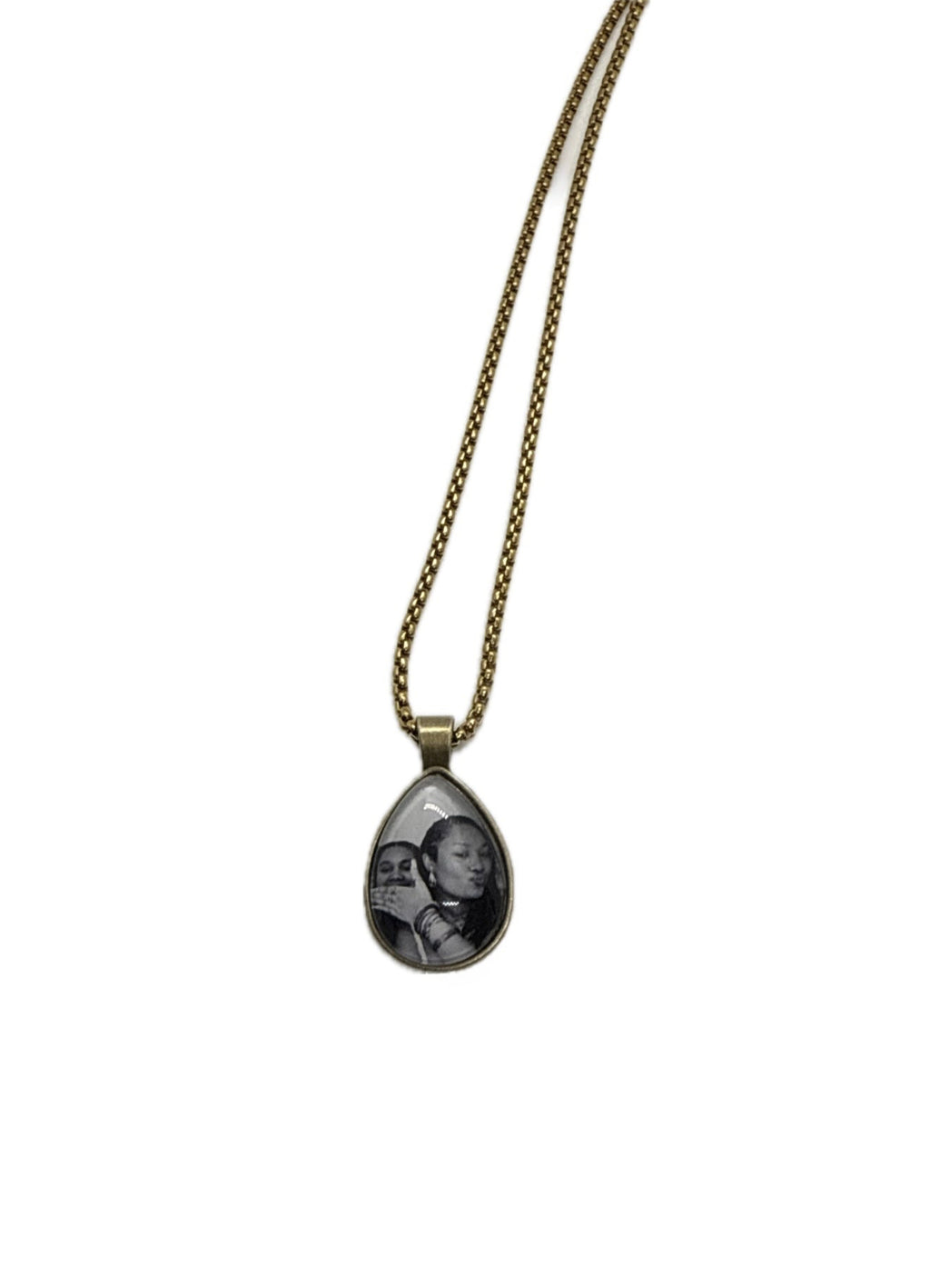 RK Teardrop Pendant Necklace