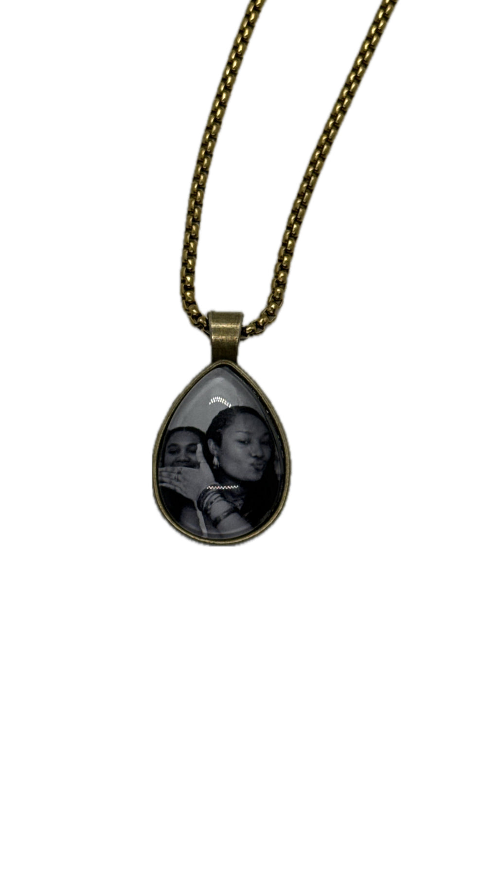 RK Teardrop Pendant Necklace
