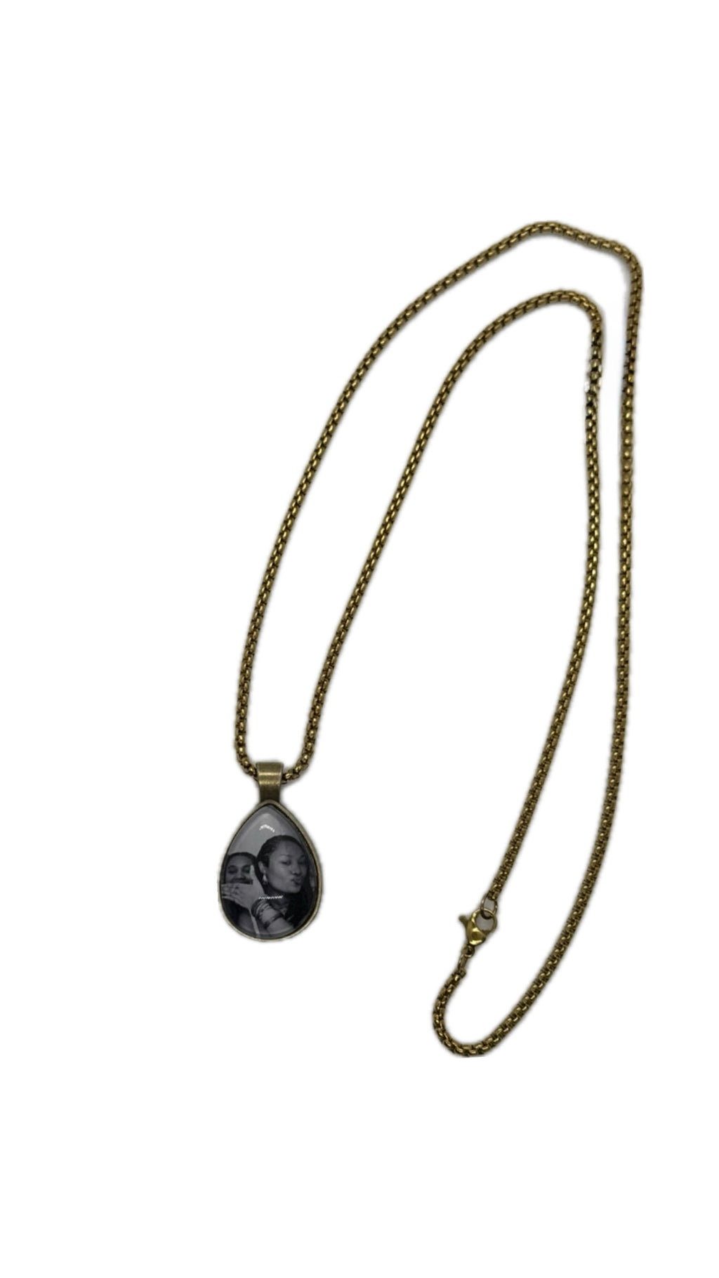 RK Teardrop Pendant Necklace
